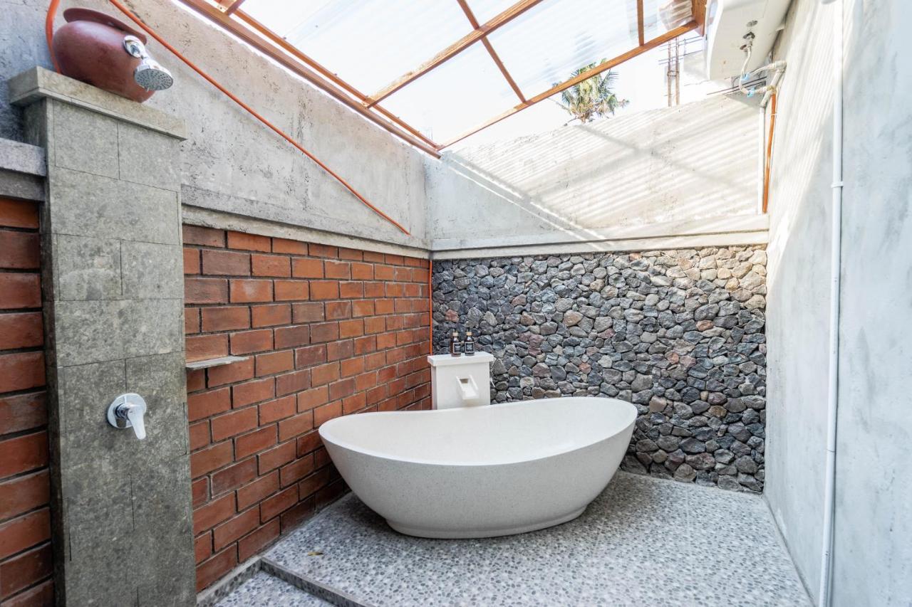 Garvi Villa Karangasem Eksteriør bilde