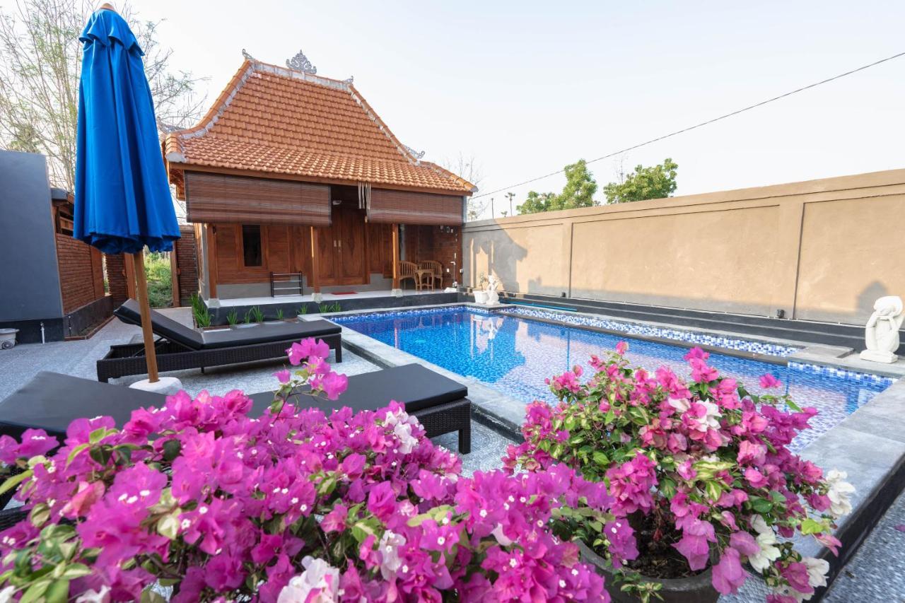 Garvi Villa Karangasem Eksteriør bilde
